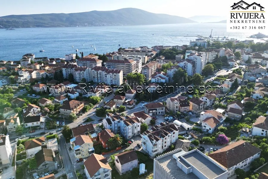 Sale, house, 340m², Centar, Tivat