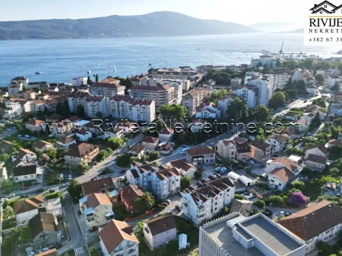 Prodaja, kuća, 340m², Centar, Tivat - image 7