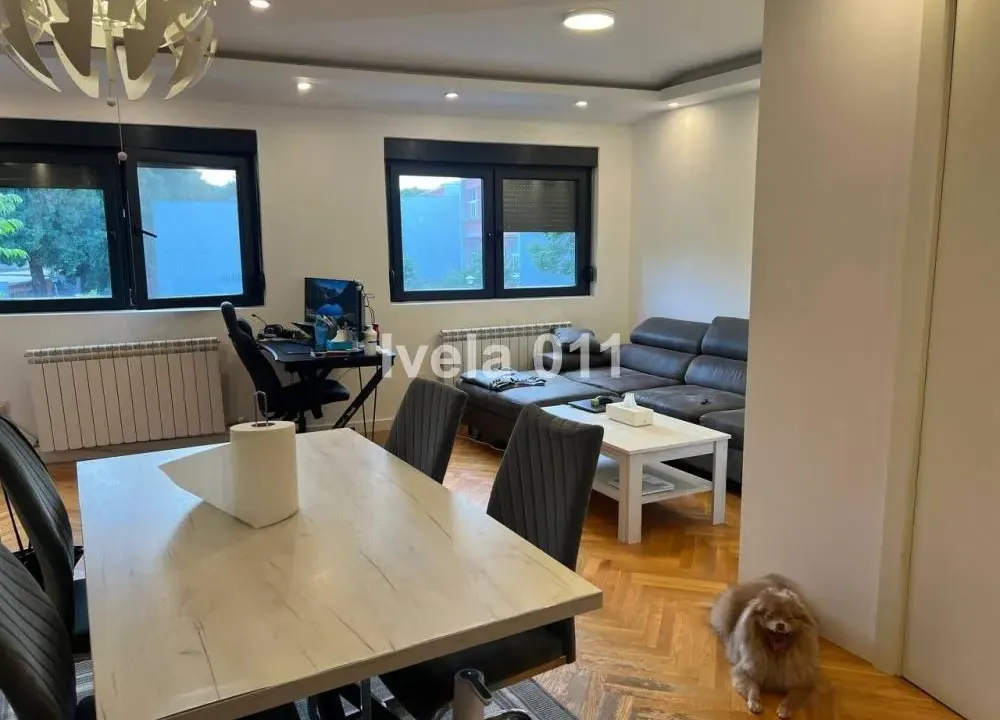 Prodaja, dvosoban stan, 60m², Voždovac Sve Podlokacije, Beograd