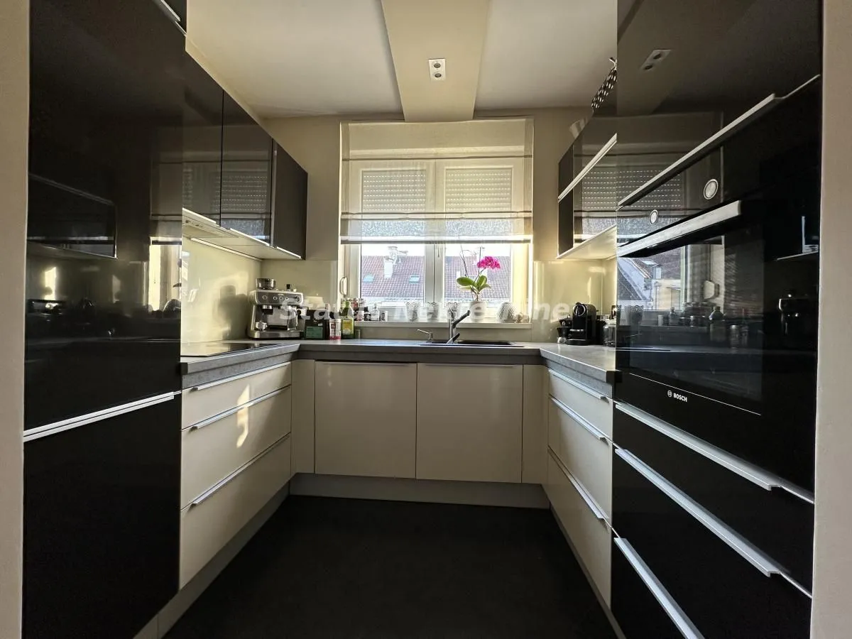 Prodaja, četvorosoban stan, 134m², Grbavica, Novi Sad Sve Podlokacije