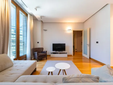 Rent, two bedroom apartment, 88m², Kod Capital Plaze, Podgorica - image 26