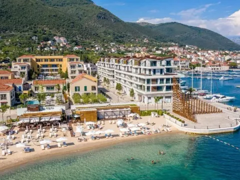 Sale, one bedroom apartment, 70m², Herceg Novi, Crna Gora - image 12