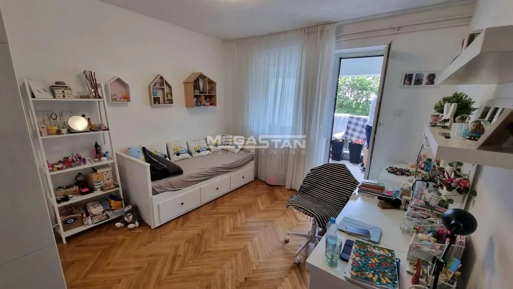 Sale, three bedroom apartment, 121m², Čukarica, Beograd