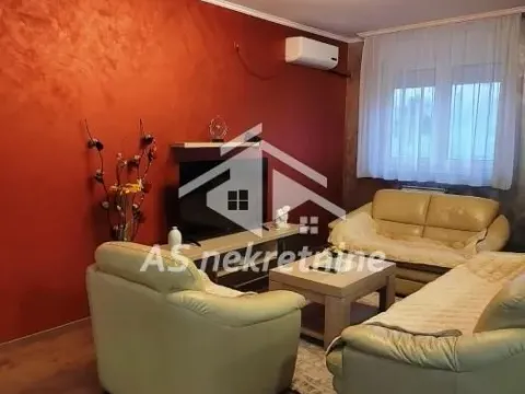 Rent, three bedroom apartment, 75m², Voždovac Sve Podlokacije, Beograd - image 2