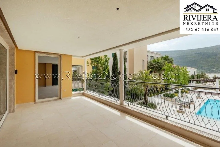 Prodaja, trosoban stan, 171m², Kamenari, Herceg Novi