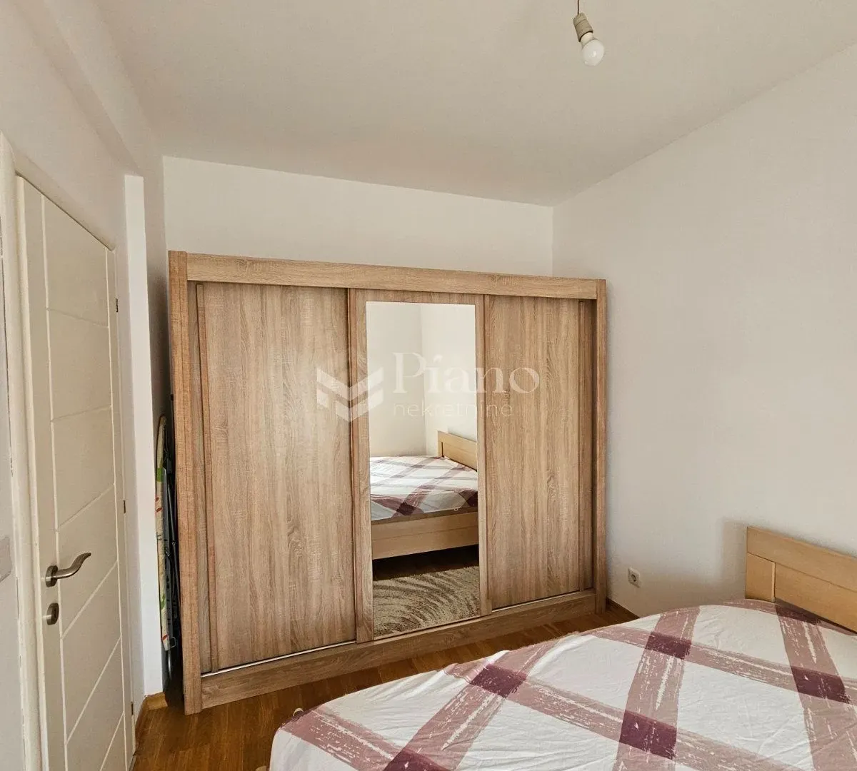 Rent, one bedroom apartment, 42m², Stari Aerodrom, Podgorica