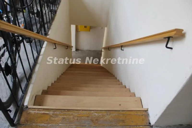 Prodaja, trosoban stan, 81m², Petrovaradin, Novi Sad