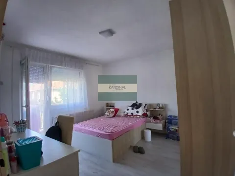 Prodaja, kuća, 226m², Tavrića obori, Jagodina - image 27