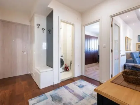 Rent, two bedroom apartment, 68m², Central Point, Podgorica - image 8