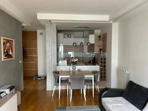 Rent, two bedroom apartment, 66m², Palilula Sve Podlokacije, Beograd - image 6