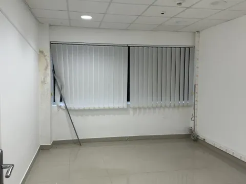 Rent, office space, 530m², Crveni Krst, Niš - image 2