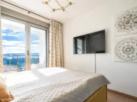 Rent, two bedroom apartment, 85m², Tivat, Crna Gora - image 6