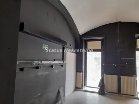 Izdavanje, poslovni prostor, 150m², Centar, Novi Sad - image 4