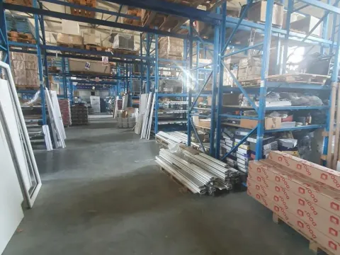 Izdavanje, poslovni prostor, 850m², Sajlovo, Novi Sad Sve Podlokacije - image 4