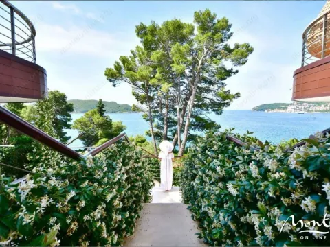 Sale, three bedroom apartment, 154m², Budva, Crna Gora - image 19