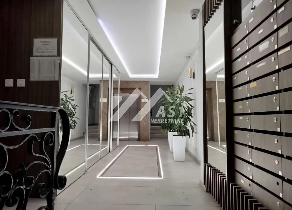 Izdavanje, jednosoban stan, 30m², Rotkvarija, Novi Sad Sve Podlokacije