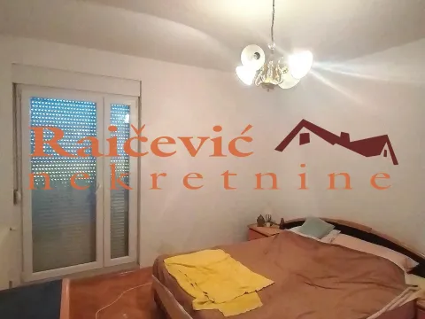 Sale, house, 354m², Begaljica, Grocka - image 14