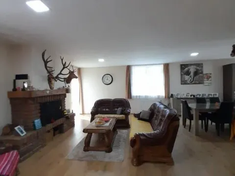 Prodaja, kuća, 106m², Sisevac, Paraćin - image 2