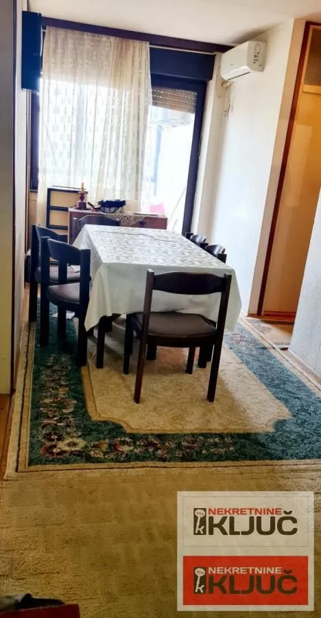 Prodaja, trosoban stan, 73m², Petrovaradin, Novi Sad
