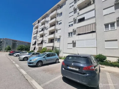 Prodaja, dvosoban stan, 70m², Seljanovo, Tivat - image 13