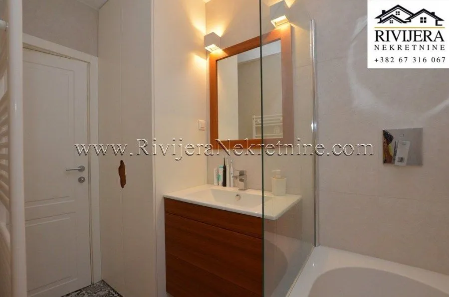 Prodaja, dvosoban stan, 84m², Savina, Herceg Novi