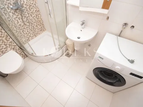 Izdavanje, jednosoban stan, 42m², City Kvart, Podgorica - image 6