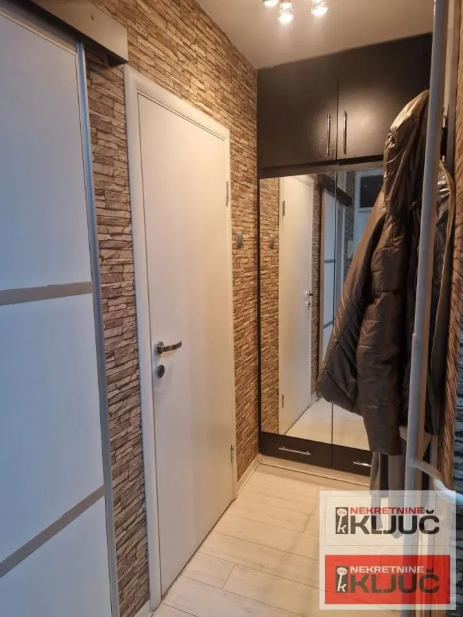 Prodaja, dvosoban stan, 55m², Novo naselje, Novi Sad