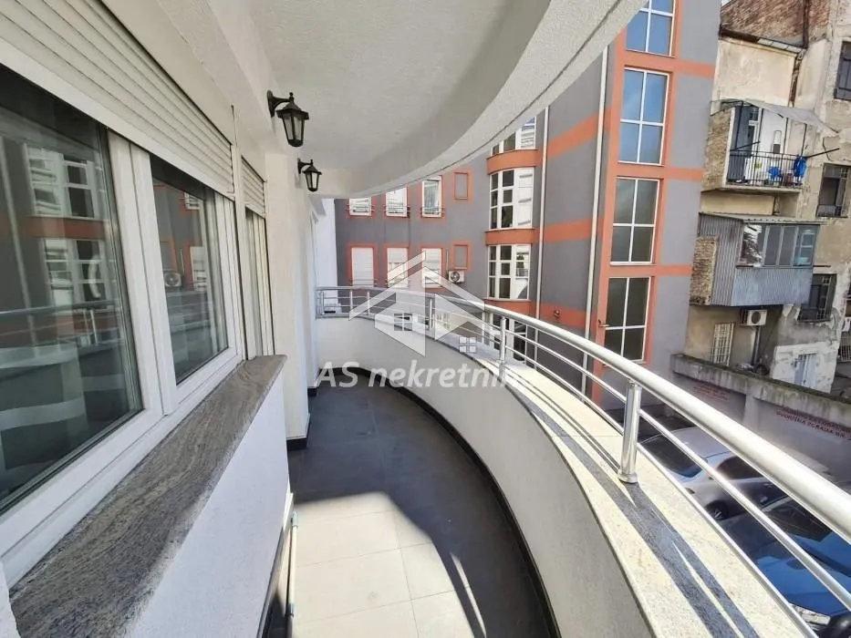 Rent, three bedroom apartment, 78m², Vračar Hram, Vračar Sve Podlokacije