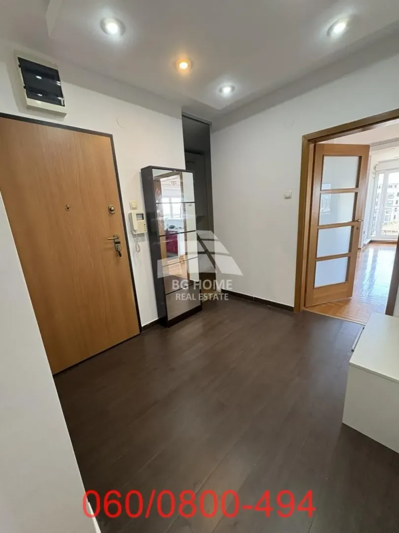 Rent, three bedroom apartment, 111m², Cvetkova Pijaca, Zvezdara Sve Podlokacije