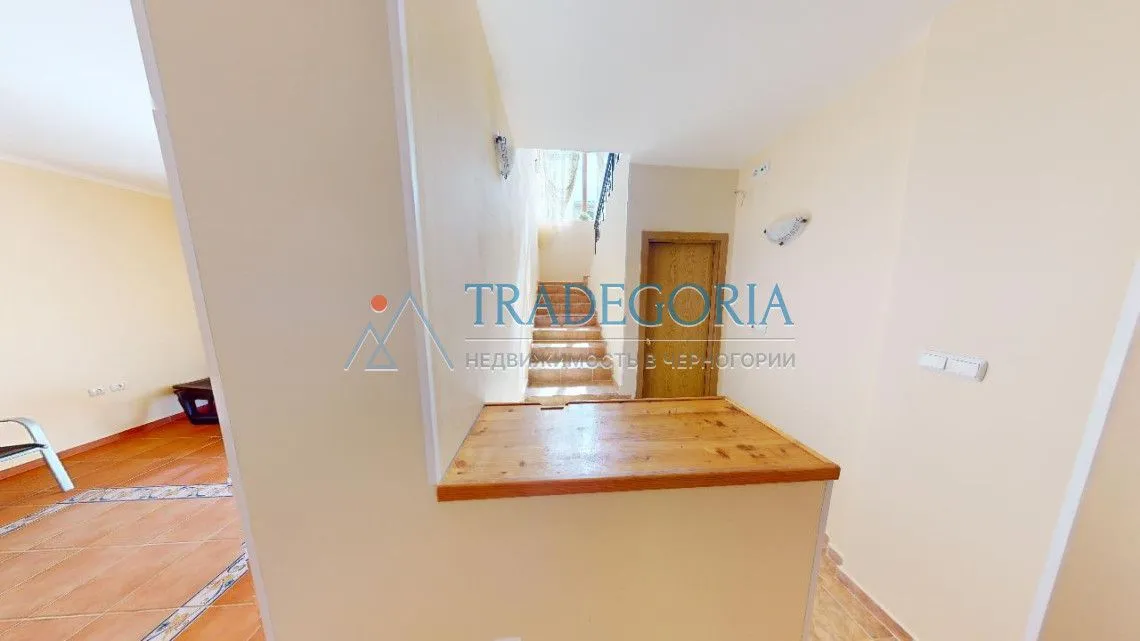 Prodaja, kuća, 217m², Zeleni, Rožaje