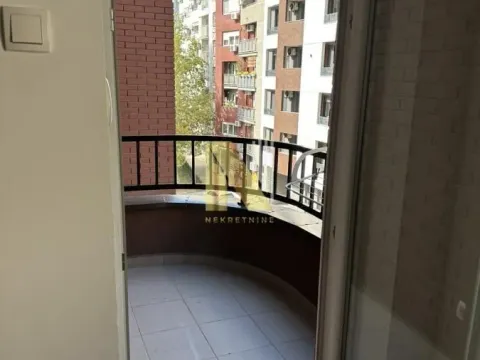 Izdavanje, garsonjera, 30m², Grbavica, Novi Sad Sve Podlokacije - image 12