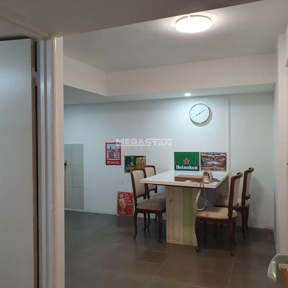 Sale, office space, 43m², Savski Venac, Beograd