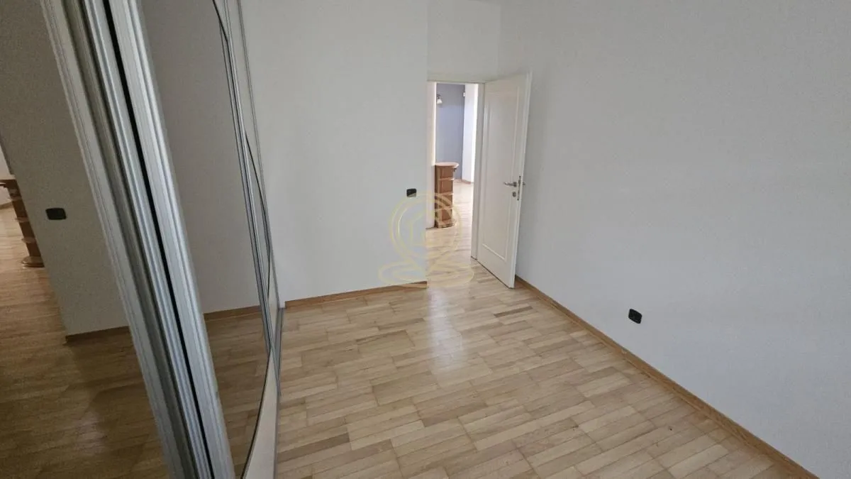 Rent, office space, 200m², Zemun Novi Grad, Zemun Sve Podlokacije