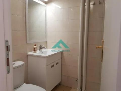 Izdavanje, trosoban stan, 84m², Vračar Centar, Vračar Sve Podlokacije - image 15