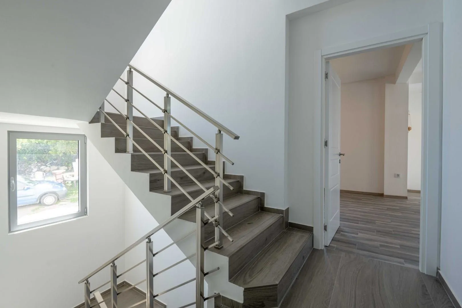 Sale, house, 272m², Utjeha, Bar