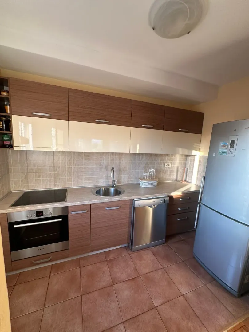 Prodaja, dvosoban stan, 69m², Centar, Bar