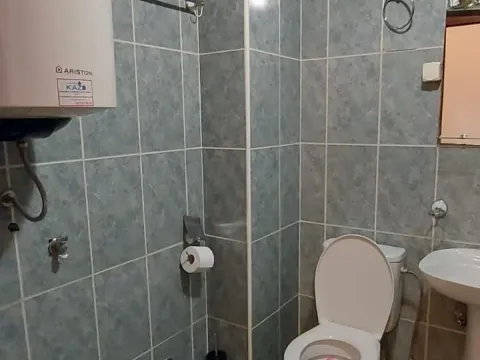 Prodaja, jednosoban stan, 45m², Stari Aerodrom, Podgorica - image 13