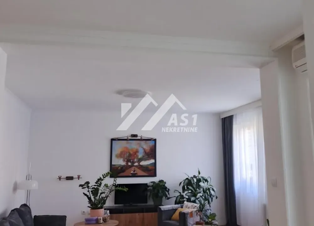 Izdavanje, dvosoban stan, 63m², Novi Sad Sve Podlokacije, Novi Sad