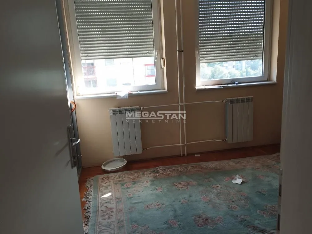 Rent, four bedroom apartment, 112m², Novi Beograd Blok 29, Novi Beograd Sve Podlokacije