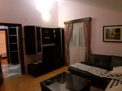 Izdavanje, stan, 80m², Dalmatinska ulica, Podgorica - image 8