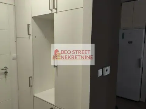 Izdavanje, dvosoban stan, 47m², Zemun Meandri, Zemun Sve Podlokacije - image 2