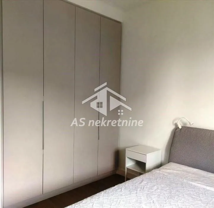 Rent, two bedroom apartment, 56m², Savski Venac, Beograd