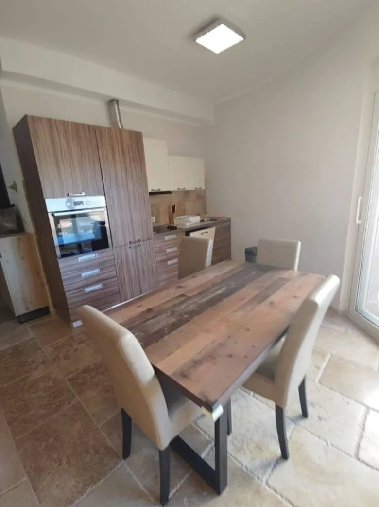 Rent, two bedroom apartment, 65m², Centar, Budva