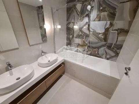 Prodaja, trosoban stan, 88m², Savski Venac, Beograd - image 2