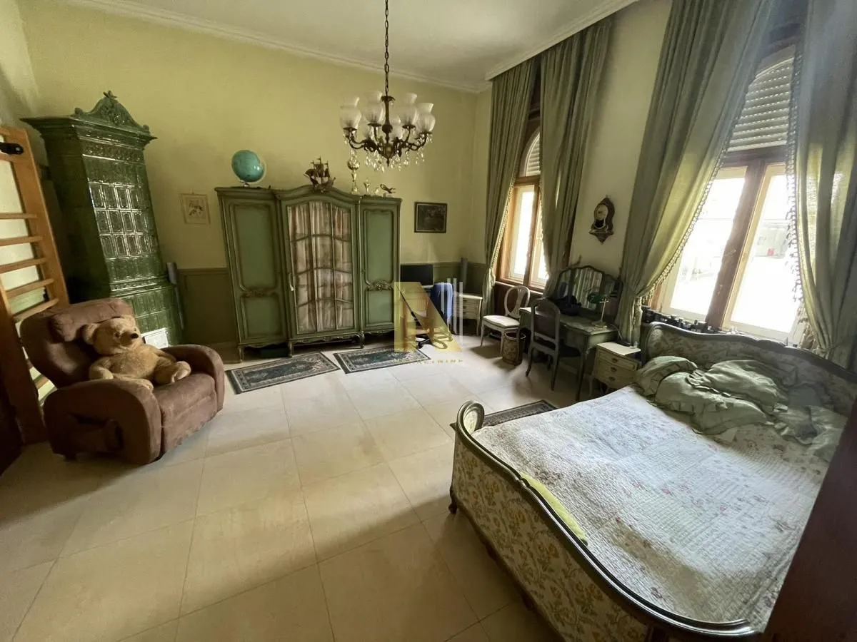 Prodaja, kuća, 340m², Futog, Novi Sad Sve Podlokacije