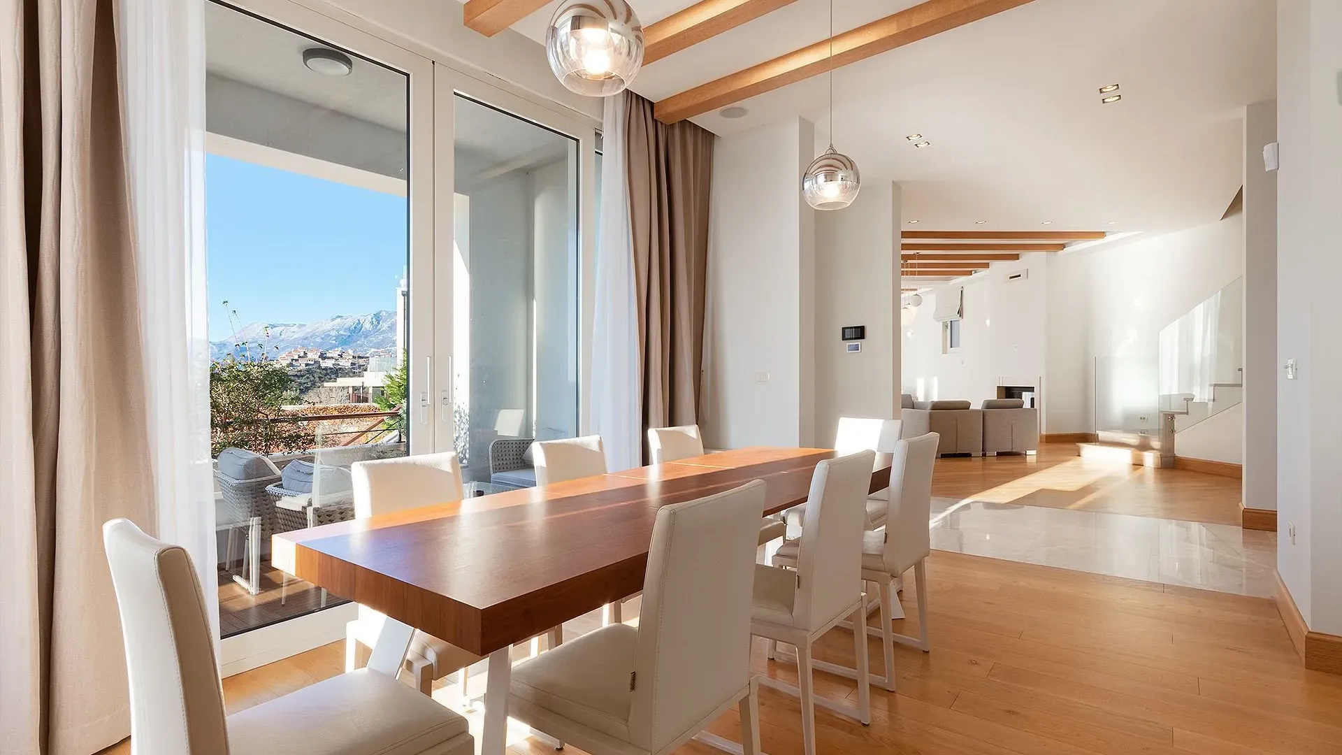 Sale, house, 600m², Blizikuće, Budva