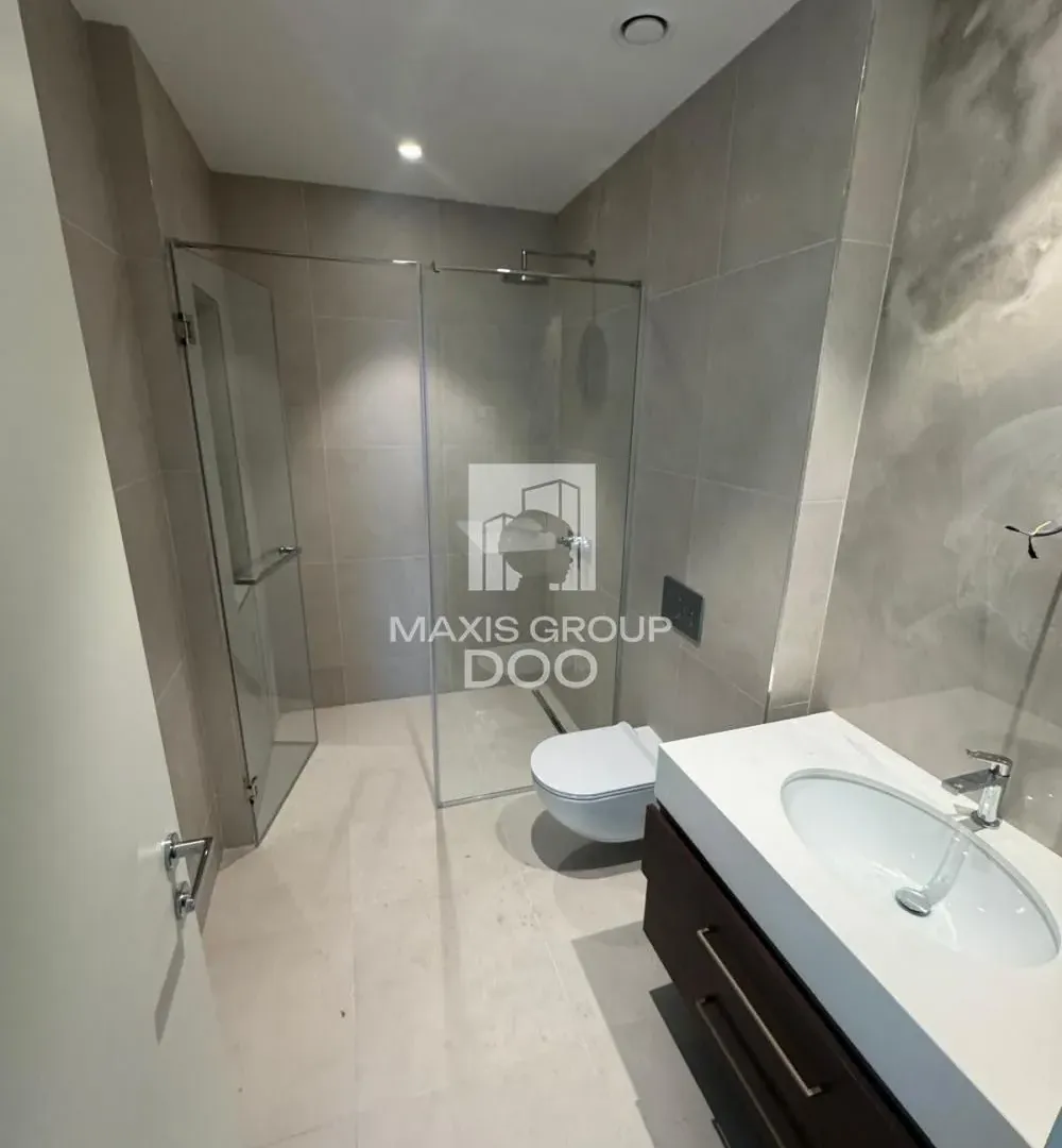 Prodaja, dvosoban stan, 82m², Savski Venac, Beograd