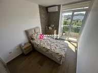 Prodaja, trosoban stan, 74m², Pobrežje, Podgorica - image 8