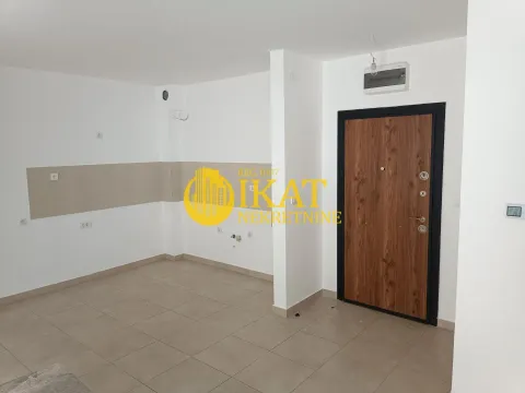 Prodaja, dvosoban stan, 104m², Dušanovac, Voždovac Sve Podlokacije - image 4