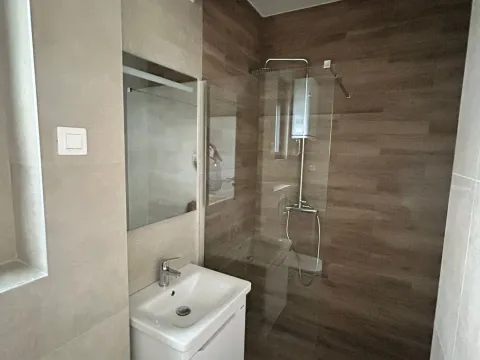 Prodaja, jednosoban stan, 40m², Šušanj, Bar - image 20